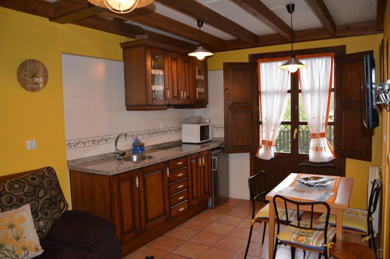 Apartamentos Rurales Piedrafita Llenín Extérieur photo