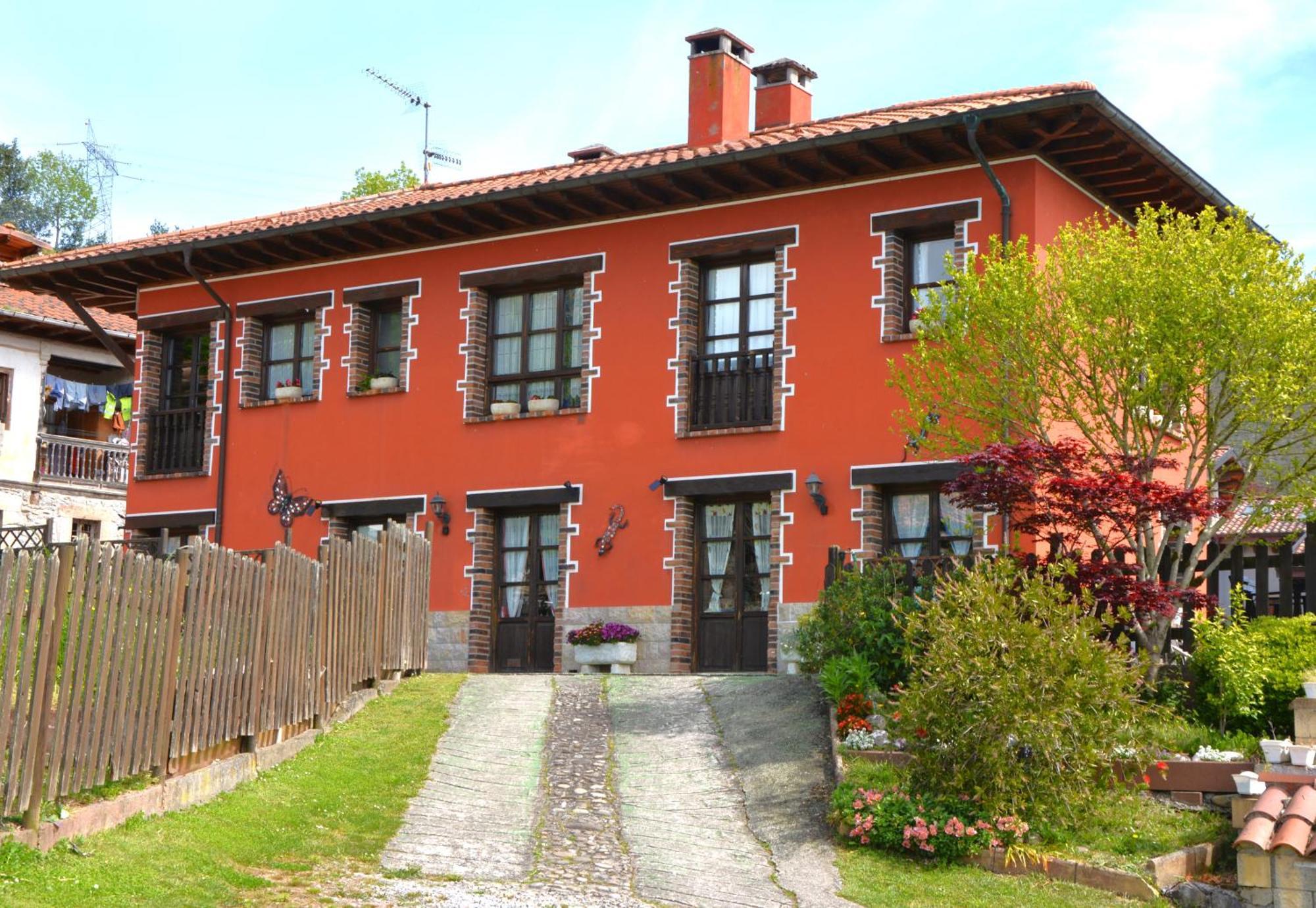 Apartamentos Rurales Piedrafita Llenín Extérieur photo