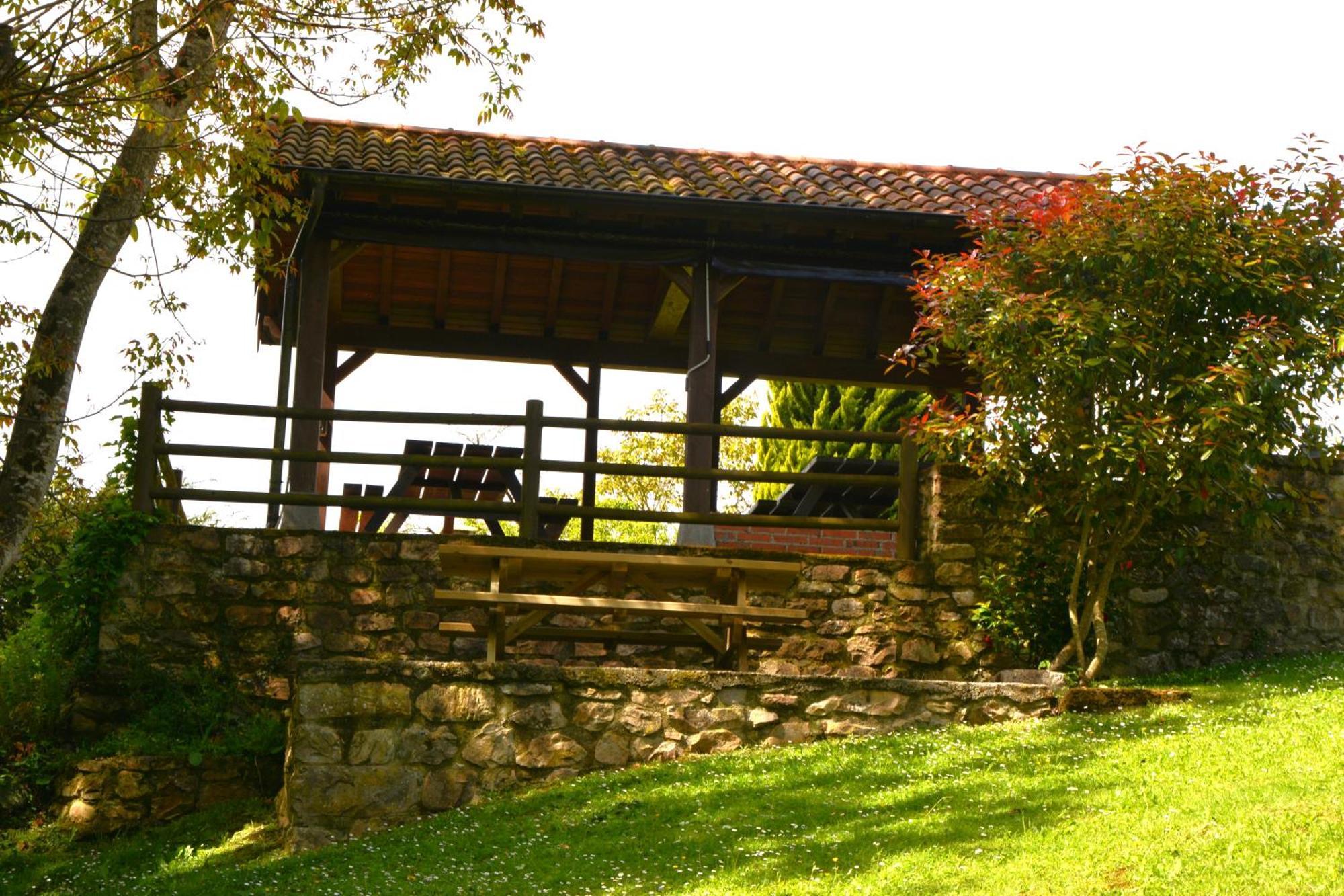 Apartamentos Rurales Piedrafita Llenín Extérieur photo